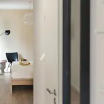 아파트 Val - Modern 풀라
